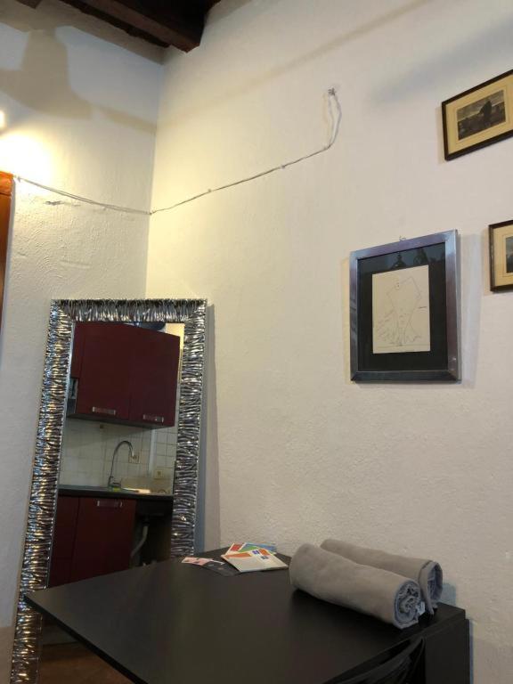 Nicolaiano Howme * Bari